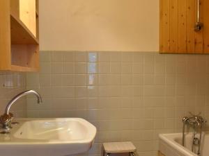 Appartement Méribel, 1 pièce, 4 personnes - FR-1-180-54