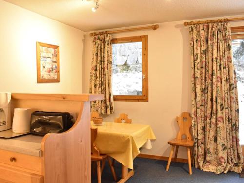 Appartement Méribel, 2 pièces, 4 personnes - FR-1-180-105