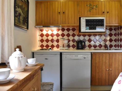 Appartement Méribel, 2 pièces, 4 personnes - FR-1-180-207
