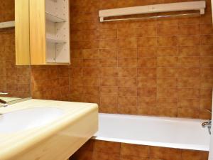 Appartement Méribel, 2 pièces, 4 personnes - FR-1-180-88