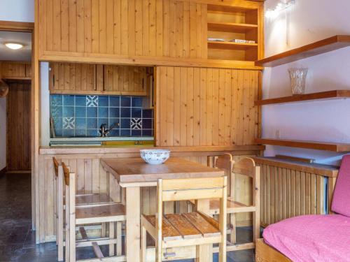 Appartement Méribel, 2 pièces, 4 personnes - FR-1-354-14