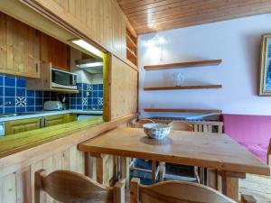 Appartement Méribel, 2 pièces, 4 personnes - FR-1-354-14