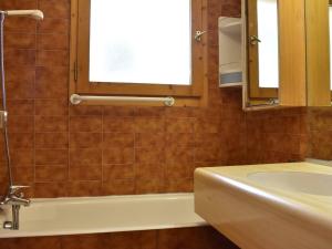 Appartement Méribel, 2 pièces, 5 personnes - FR-1-180-92