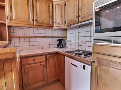 Appartement Méribel, 2 pièces, 5 personnes - FR-1-182-12