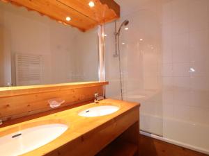 Appartement Méribel, 2 pièces, 5 personnes - FR-1-182-165
