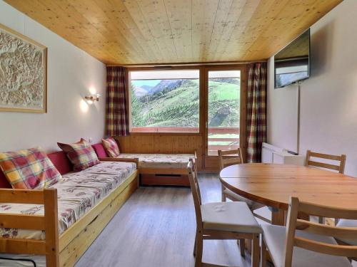 Appartement Méribel, 2 pièces, 5 personnes - FR-1-182-20