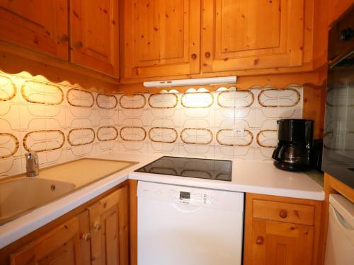 Appartement Méribel, 2 pièces, 5 personnes - FR-1-182-27