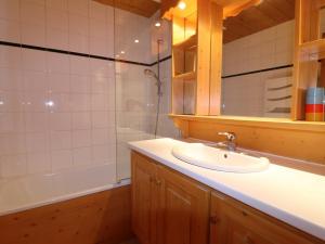 Appartement Méribel, 2 pièces, 5 personnes - FR-1-182-27