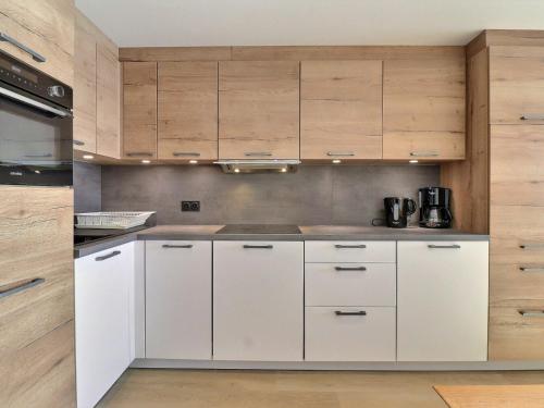 Appartement Méribel, 2 pièces, 5 personnes - FR-1-182-34