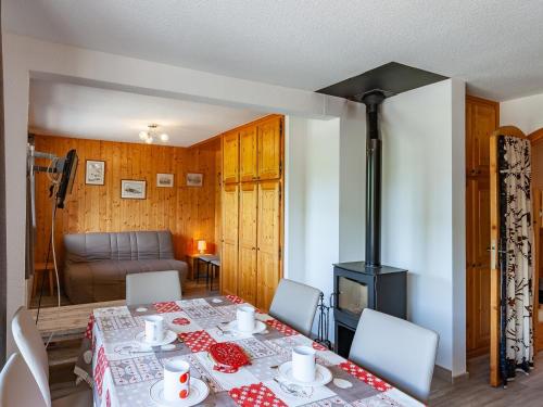 Appartement Méribel, 2 pièces, 5 personnes - FR-1-354-27
