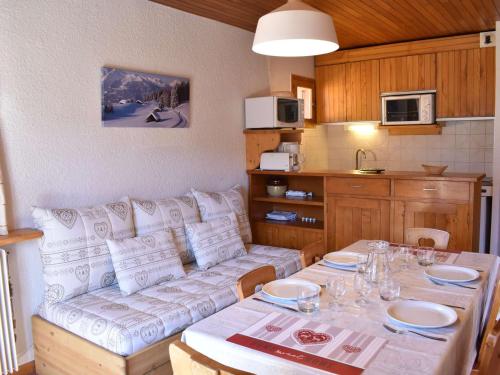 Appartement Méribel, 2 pièces, 6 personnes - FR-1-180-349