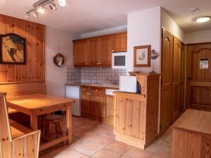 Appartement Méribel, 3 pièces, 5 personnes - FR-1-355-155