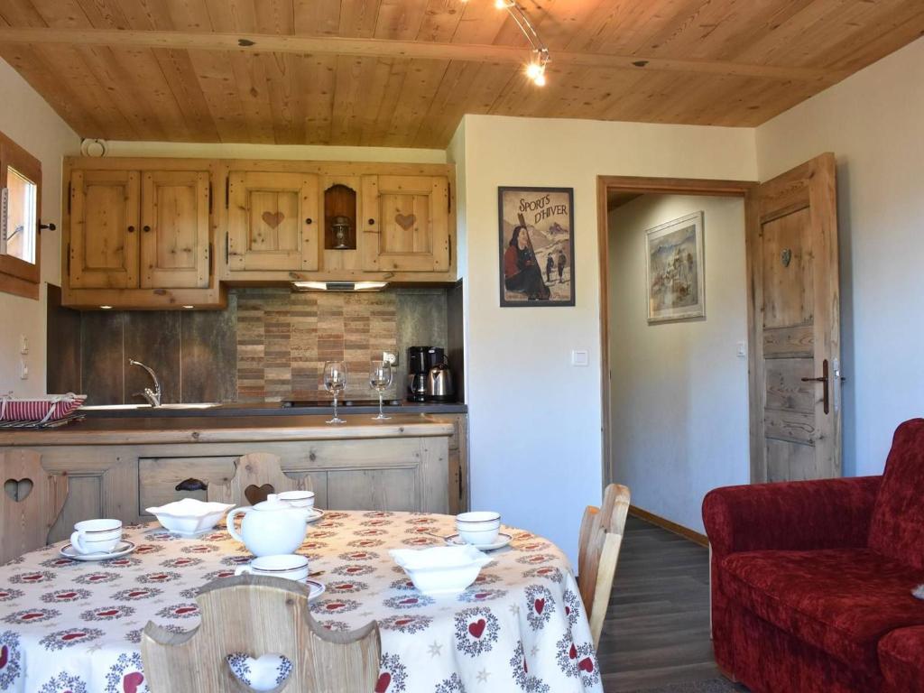 Appartement Méribel, 3 pièces, 6 personnes - FR-1-180-153 Le Plateau -  -, 73550 Méribel