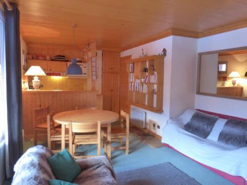 Appartement Méribel, 3 pièces, 6 personnes - FR-1-411-715