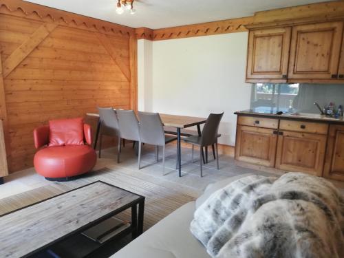 Appartement Méribel, 4 pièces, 6 personnes - FR-1-354-31