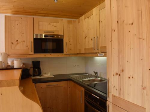 Appartement Méribel, 4 pièces, 8 personnes - FR-1-180-168