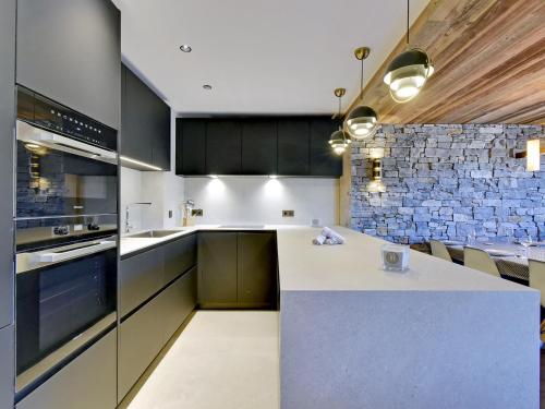 Appartement Méribel, 5 pièces, 10 personnes - FR-1-613-24