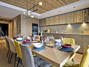 Appartement Méribel, 5 pièces, 10 personnes - FR-1-613-39