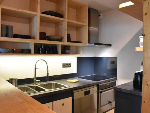 Appartement Méribel, 6 pièces, 10 personnes - FR-1-180-384