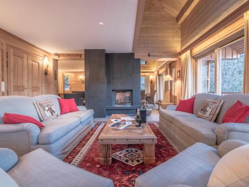 Appartement Méribel, 9 pièces, 15 personnes - FR-1-613-5