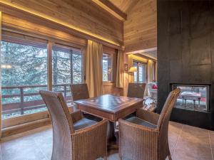 Appartement Méribel, 9 pièces, 15 personnes - FR-1-613-5
