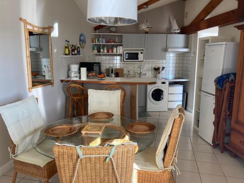 Appartement Meschers-sur-Gironde, 2 pièces, 5 personnes - FR-1-550-29