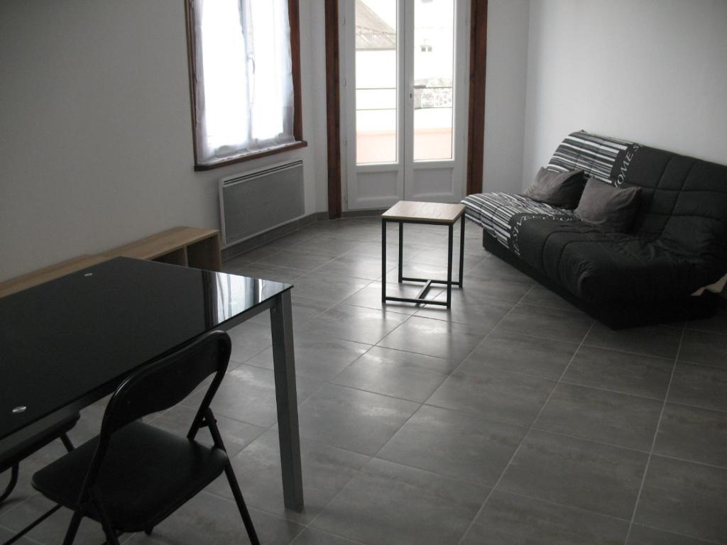 Appartement meublé 52m2 1 Avenue du Général Leclerc, 65200 Bagnères-de-Bigorre
