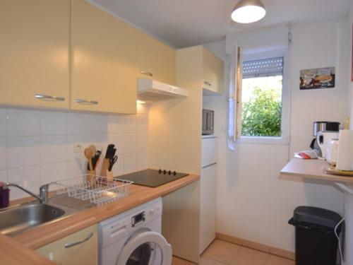 Appartement Mèze, 3 pièces, 4 personnes - FR-1-604-35