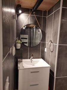 Appartement mezzanine 6 personnes avec balcon vue sur la montagne