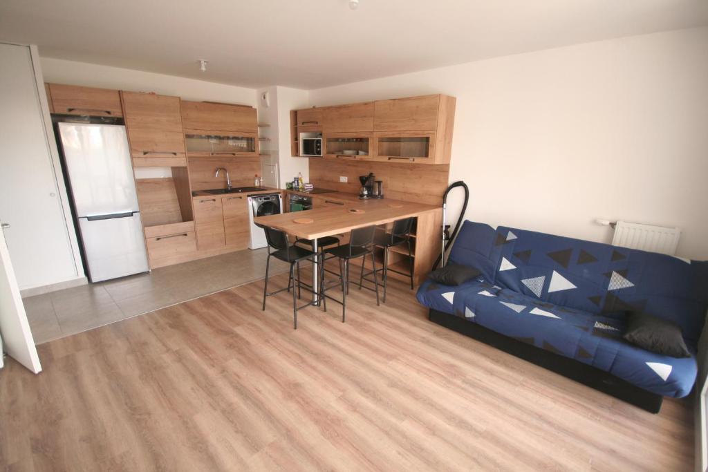 Appartement MINIMALISTE merci de bien Lire la partie \ E109 3 Rue de la Petite Vitesse, 77210 Avon