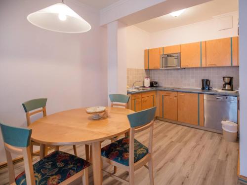 Appartement mit 1 Schlafzimmer und Balkon AH 628