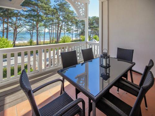 Appartement mit Meerblick, 2 Schlafzimmern und Balkon SV 607