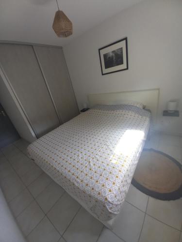 Appartement moderne d'une chambre avec terrasse