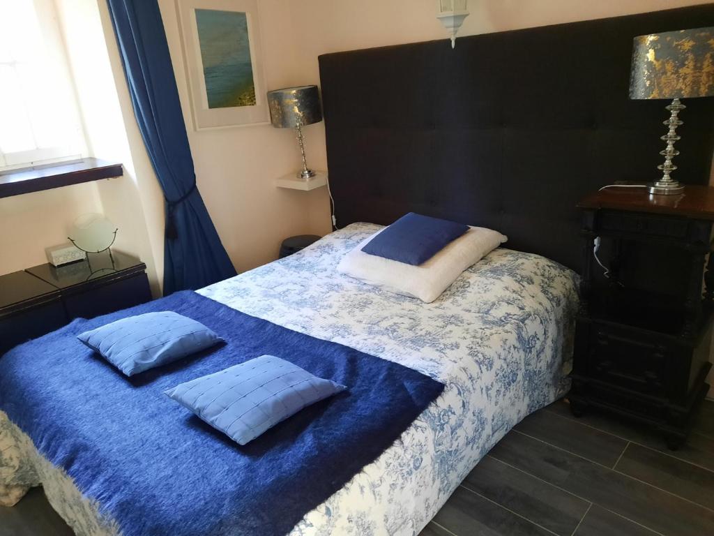 Appartement moderne, résidence front de mer avec piscine