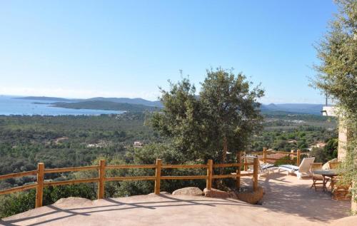Appartement moderne vue mer 180 et proche des plages
