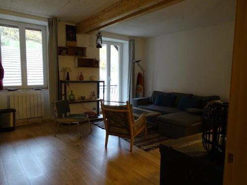 Appartement Moirans-en-Montagne, 2 pièces, 2 personnes - FR-1-654-16