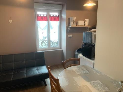 Appartement Mont-Dore, 2 pièces, 3 personnes - FR-1-415-105