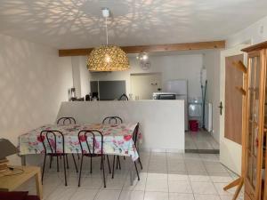 Appartement Mont-Dore, 2 pièces, 4 personnes - FR-1-415-128