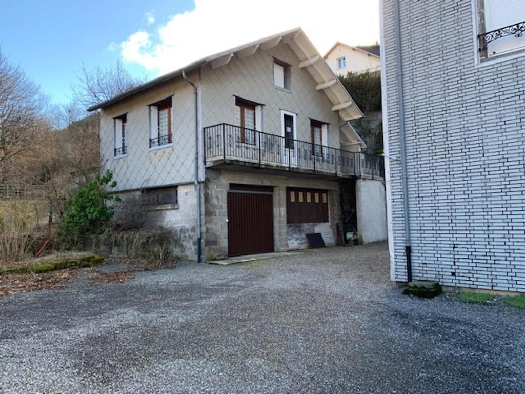 Appartement Appartement Mont-Dore, 2 pièces, 4 personnes - FR-1-415-31 4 Rue Latru -  - 63240 Le Mont-Dore