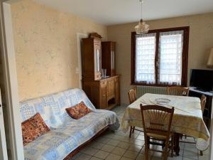 Appartement Mont-Dore, 2 pièces, 4 personnes - FR-1-415-31