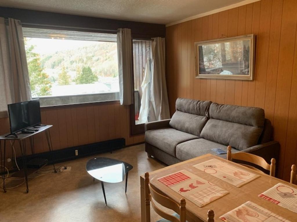 Appartement Appartement Mont-Dore, 2 pièces, 4 personnes - FR-1-415-39 4 Rue RenÃ© Cassin - Les Pradets  - 63240 Le Mont-Dore