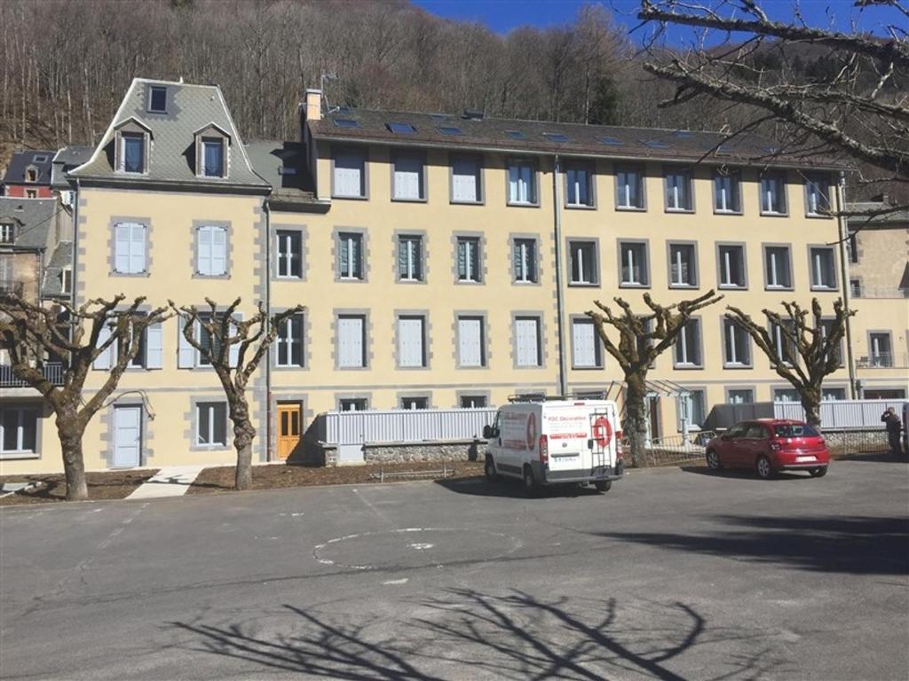 Appartement Mont-Dore, 2 pièces, 4 personnes - FR-1-415-68 19  Avenue Des Belges -  -, 63240 Le Mont-Dore