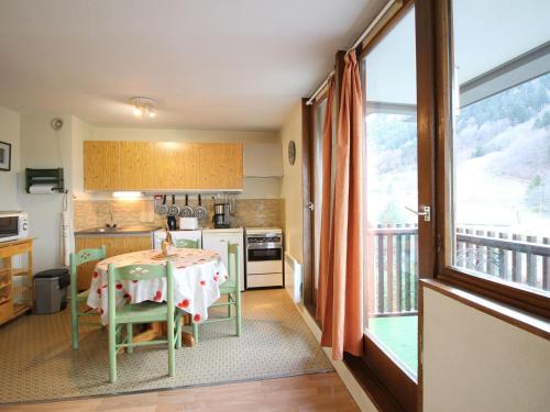 Appartement Mont-Dore, 2 pièces, 4 personnes - FR-1-608-202