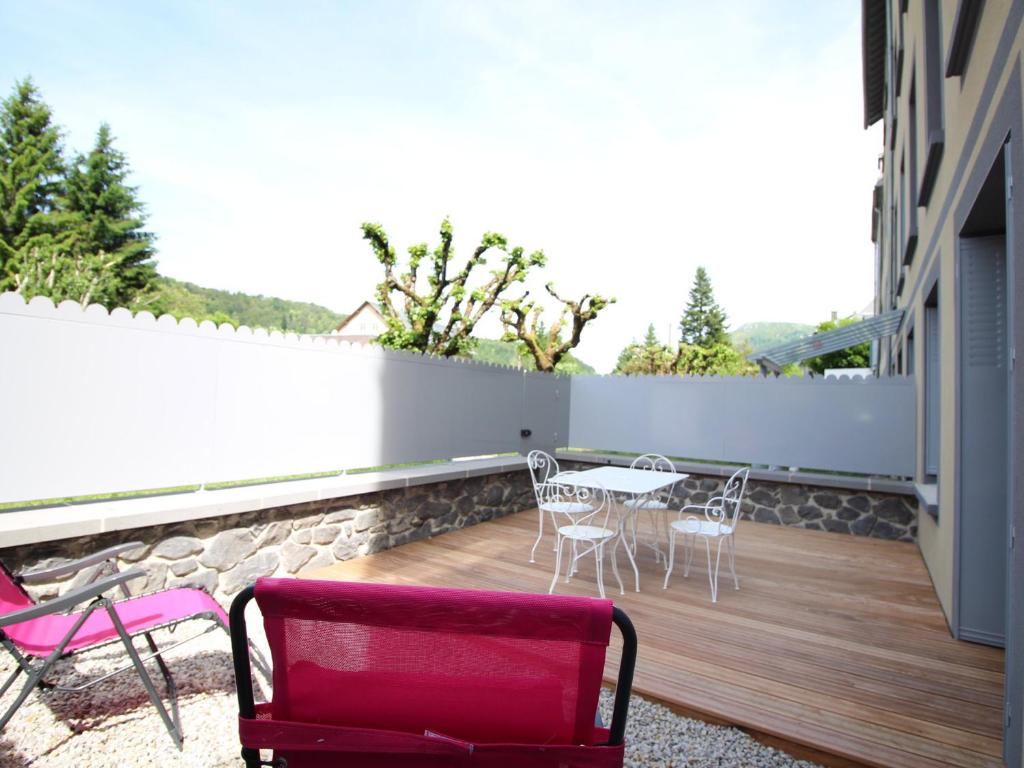 Appartement Appartement Mont-Dore, 2 pièces, 4 personnes - FR-1-608-98 19 avenue des Belges 63240 Le Mont-Dore