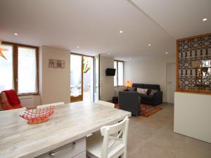 Appartement Mont-Dore, 2 pièces, 4 personnes - FR-1-608-98