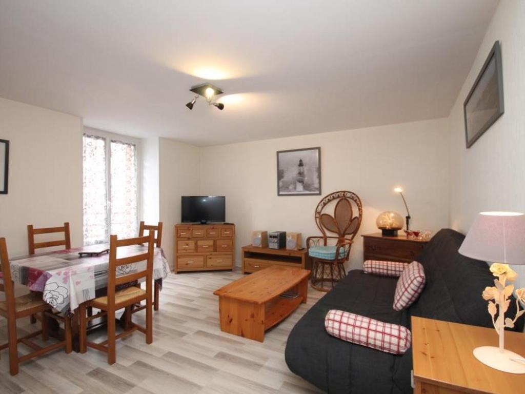 Appartement Mont-Dore, 2 pièces, 5 personnes - FR-1-608-183 6 RUE RIGNY, 63240 Le Mont-Dore
