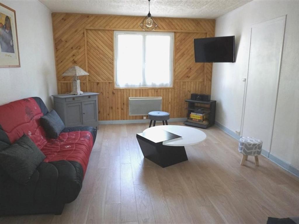 Appartement Appartement Mont-Dore, 3 pièces, 6 personnes - FR-1-415-127 4 RUE DU CHATNICHE RES. DU CHAT NICHE 63240 Le Mont-Dore