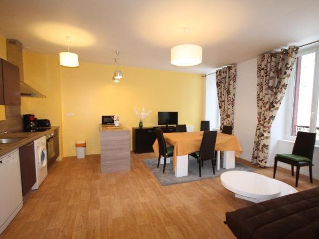 Appartement Mont-Dore, 3 pièces, 6 personnes - FR-1-608-22 14 AVENUE DES BELGES, 63240 Le Mont-Dore