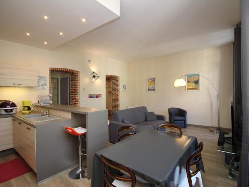 Appartement Mont-Dore, 3 pièces, 6 personnes - FR-1-608-23