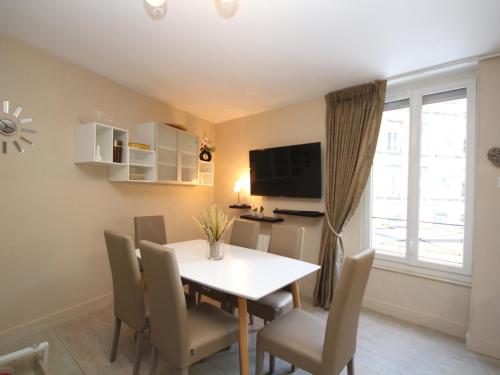 Appartement Mont-Dore, 3 pièces, 6 personnes - FR-1-608-28